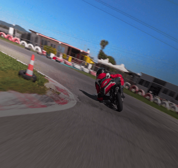 Guida in pista — Moto Academy